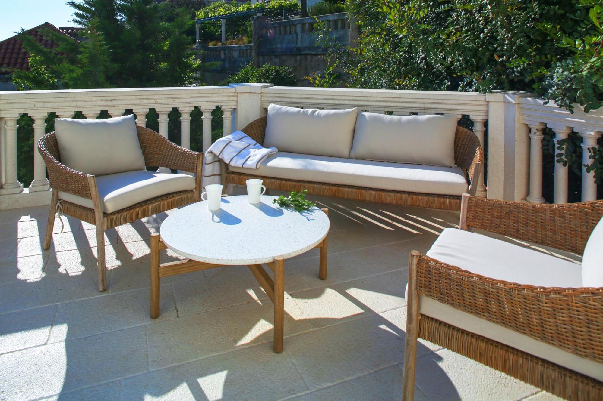Captain's View Seaview & Pool Villa *