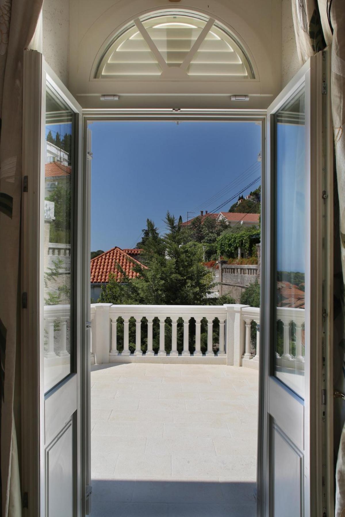 Vila Captain's View Seaview & Pool *